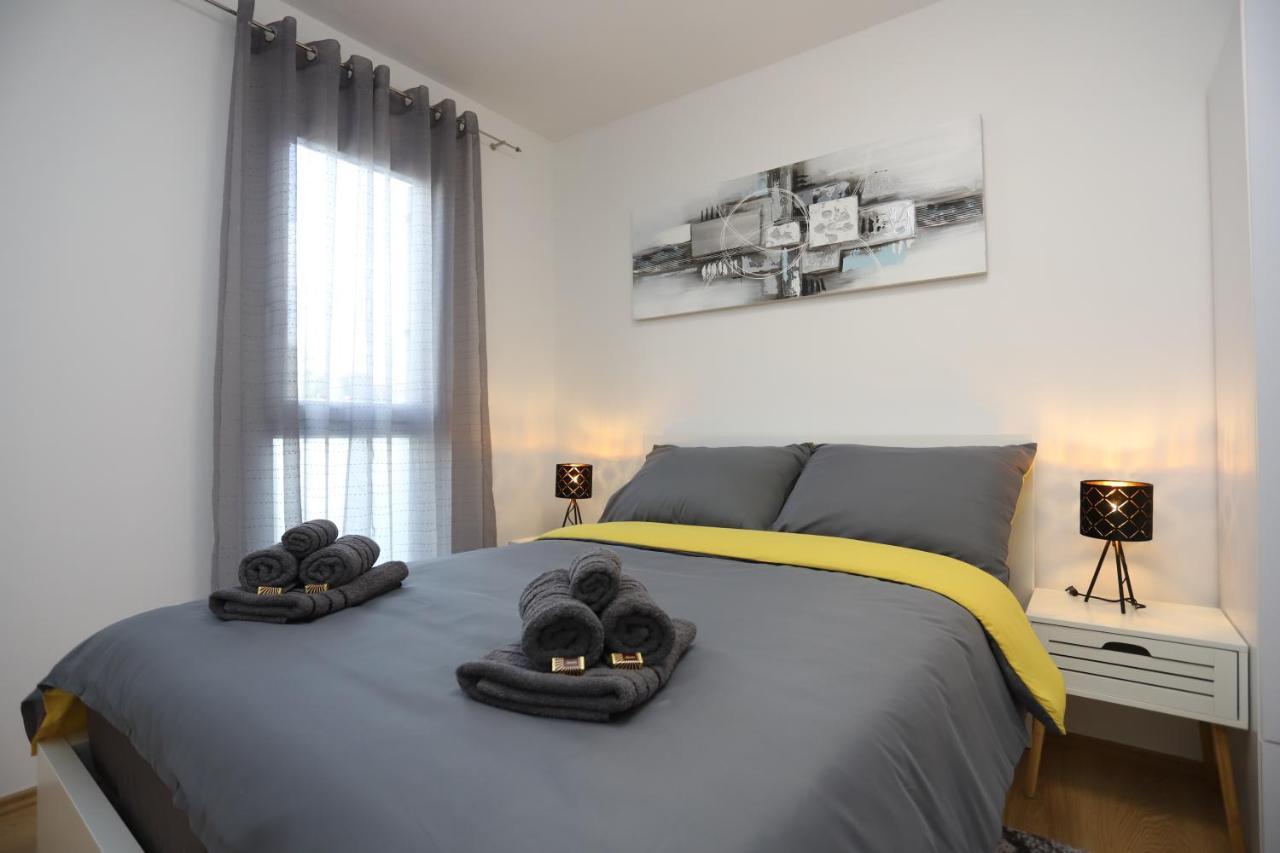 Apartman Perla Deluxe Πόρετς Εξωτερικό φωτογραφία